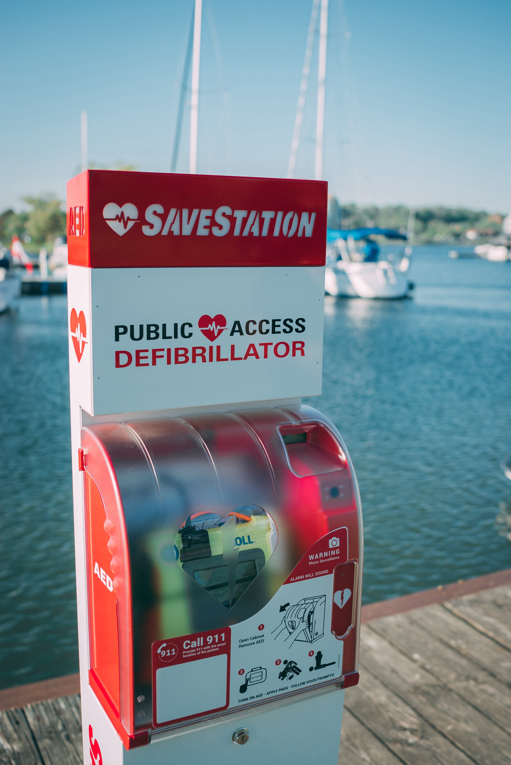 SaveStation AED Cabinet – Official NY Distributor