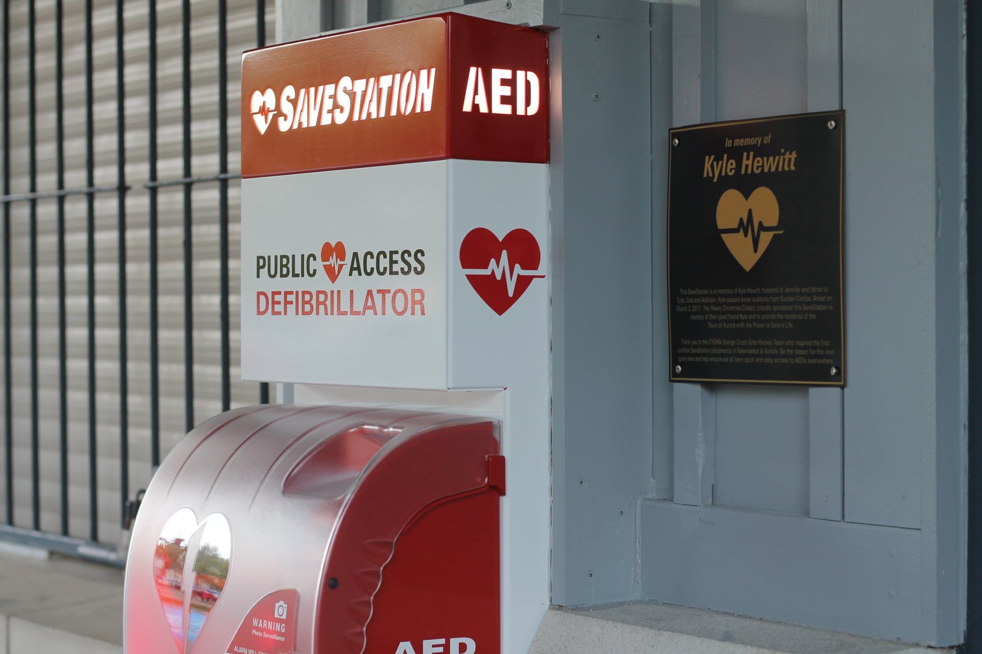 SaveStation AED Cabinet – Official NY Distributor